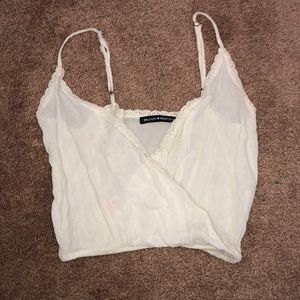 Brandy Melville cropped top
